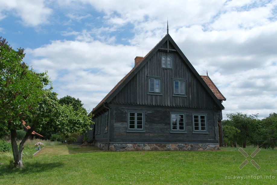 Dom podcieniowy w Mikoszewie